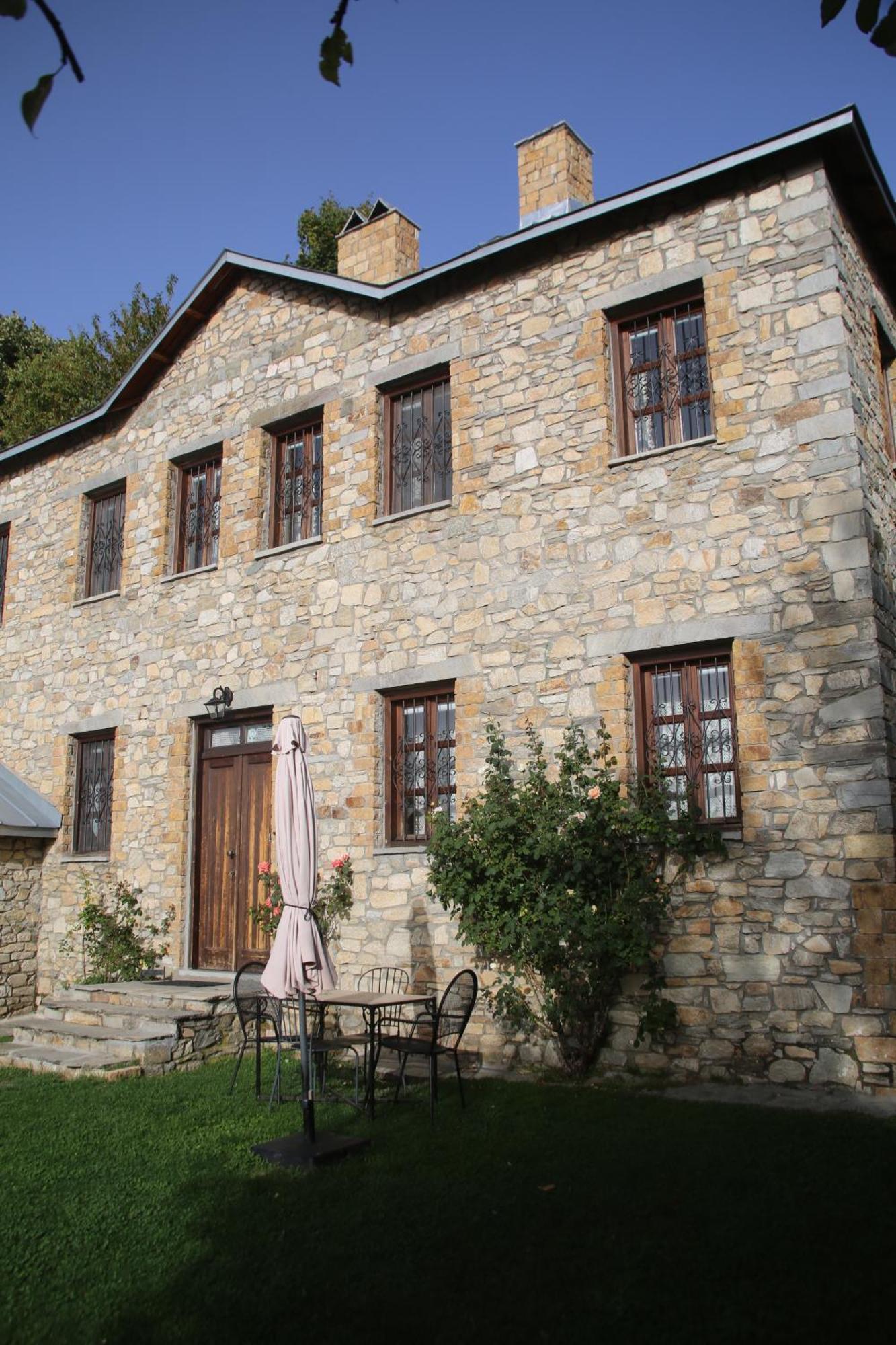 Guesthouse Kontogianni - Materka Nimféo Kültér fotó
